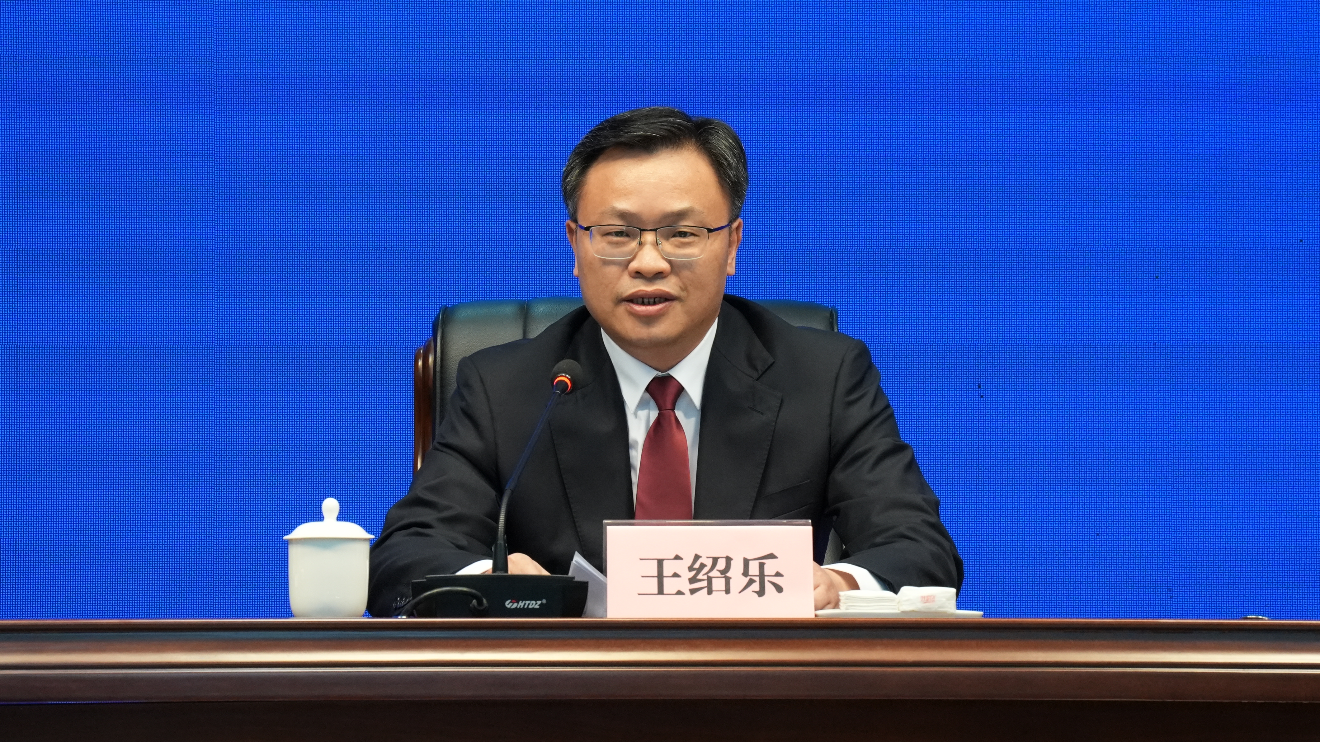 &#20197;&#35802;&#20026;&#26412;&#36194;&#22312;&#20449;&#35465;&#57;&#48;&#48;&#49;&#99;&#99;&#40;&#20013;&#22269;&#41;&#26377;&#38480;&#20844;&#21496;
